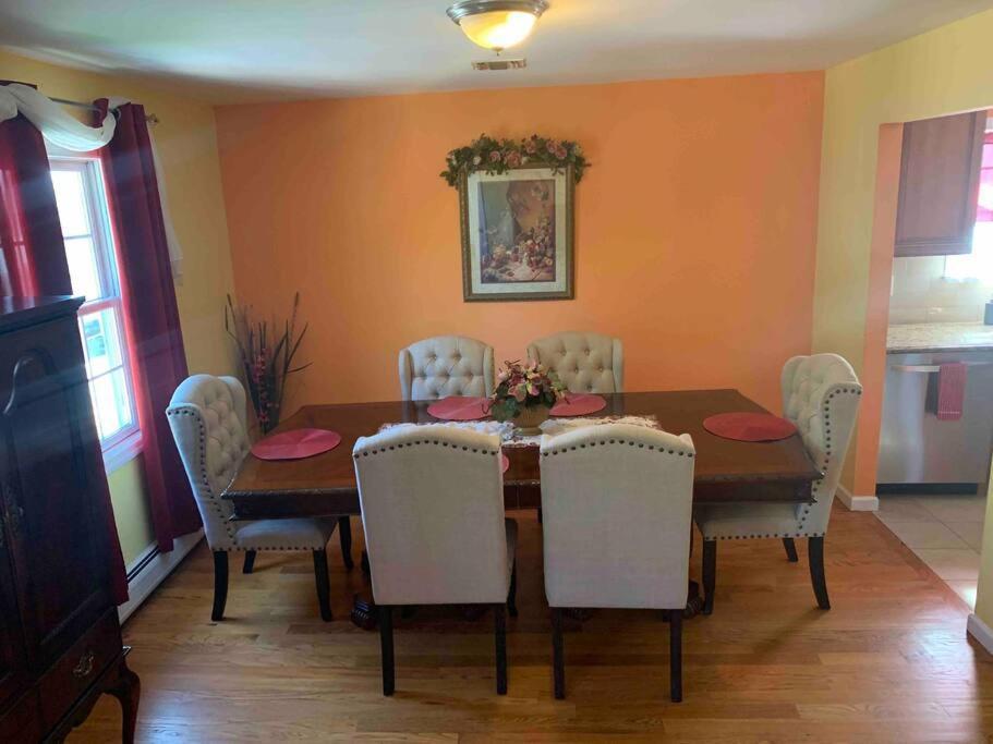 Family 3-Bedroom Home Elizabeth Dış mekan fotoğraf